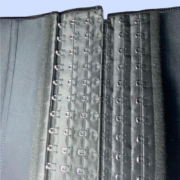 Stylish Black Waist Trainer Corset‎ - Picture 2 of 5